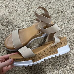 Women's Nude Platform Sandals